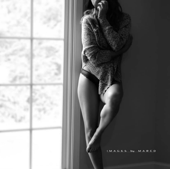 Meet your Posher, April - Picture 1 of 1